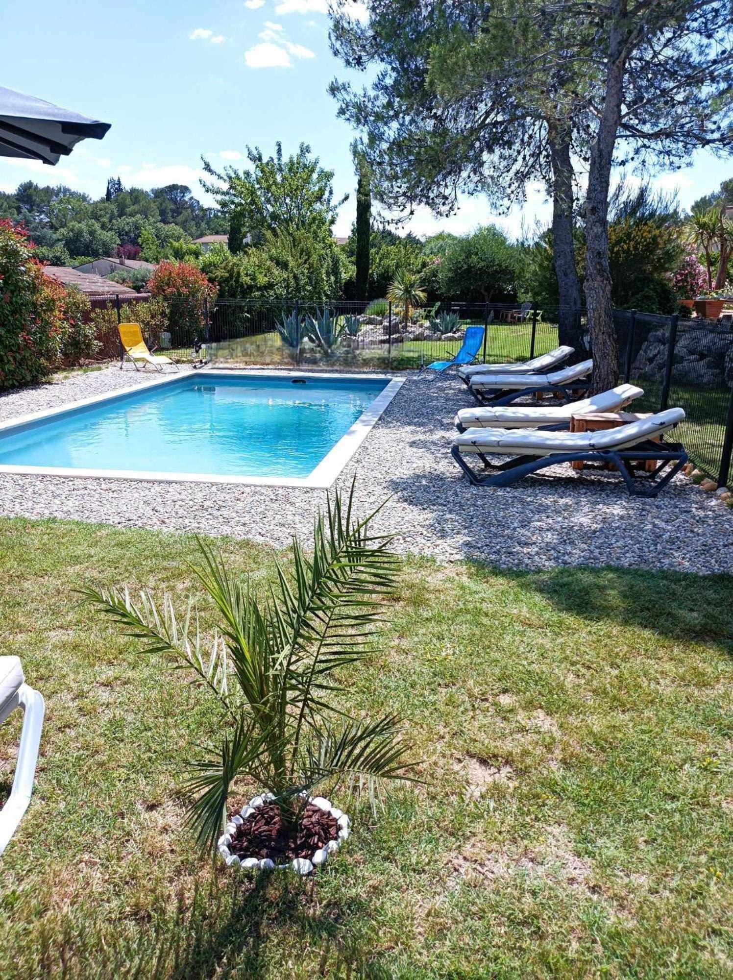 Anduze Gite Les Pins Au "Petit Clos Des Cigales" Massillargues-Attuech Eksteriør billede